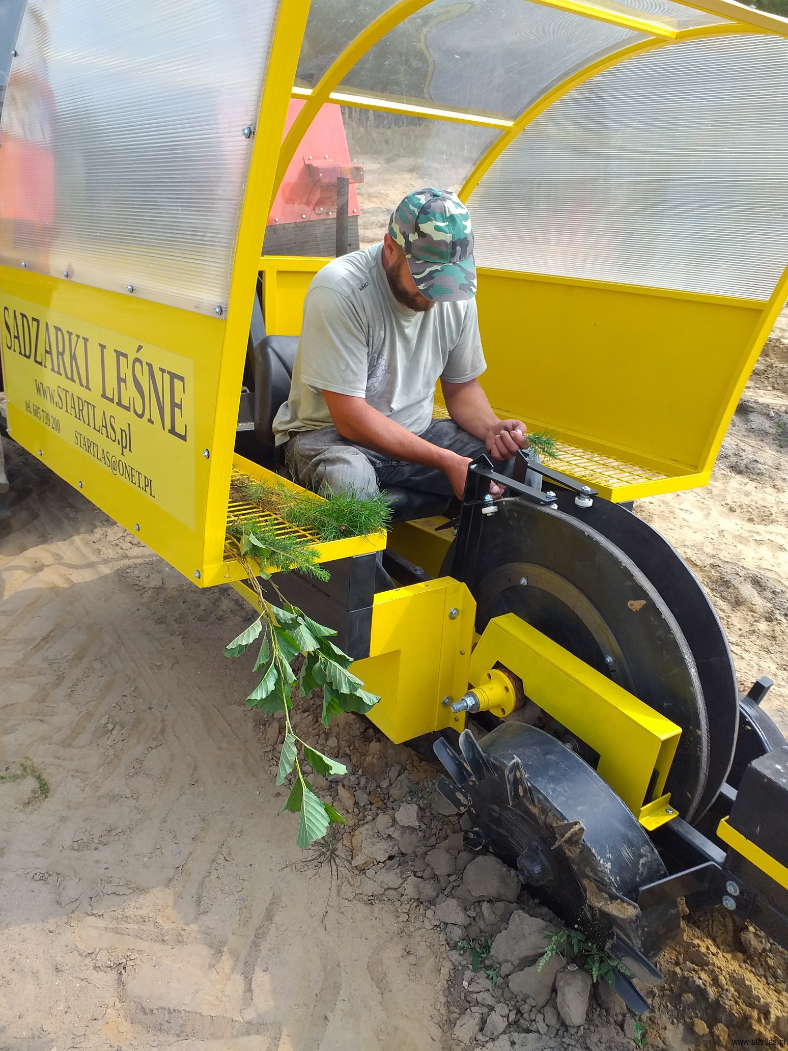 Сажалка STARTLAS — вид сбоку