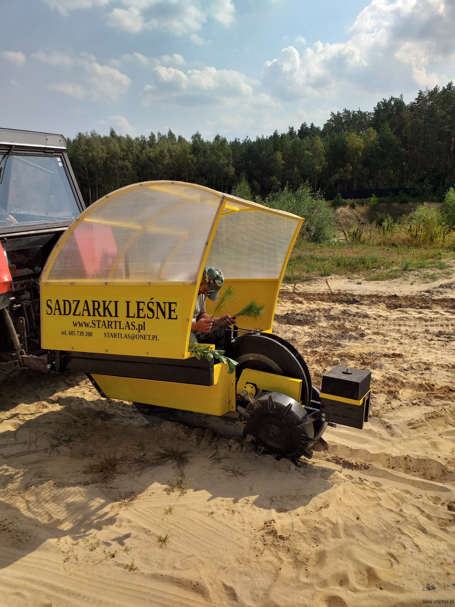 Сажалка STARTLAS — в работе